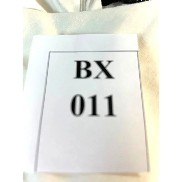 Cache Contour Collection Womens Dress Lined Back Zip Sleeveless Cream Size 12 NW - Picture 9 of 9